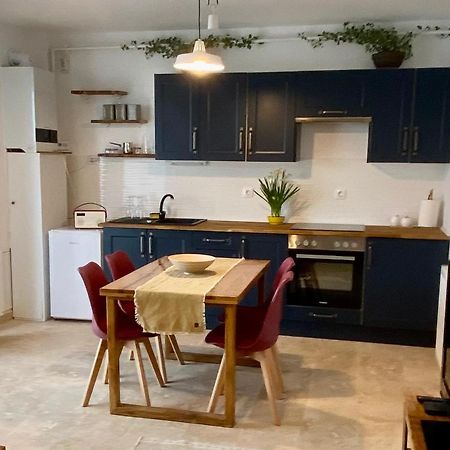 Helga'S Place Premium 1 Bedroom Condo คลูจ-นาโปกา ภายนอก รูปภาพ